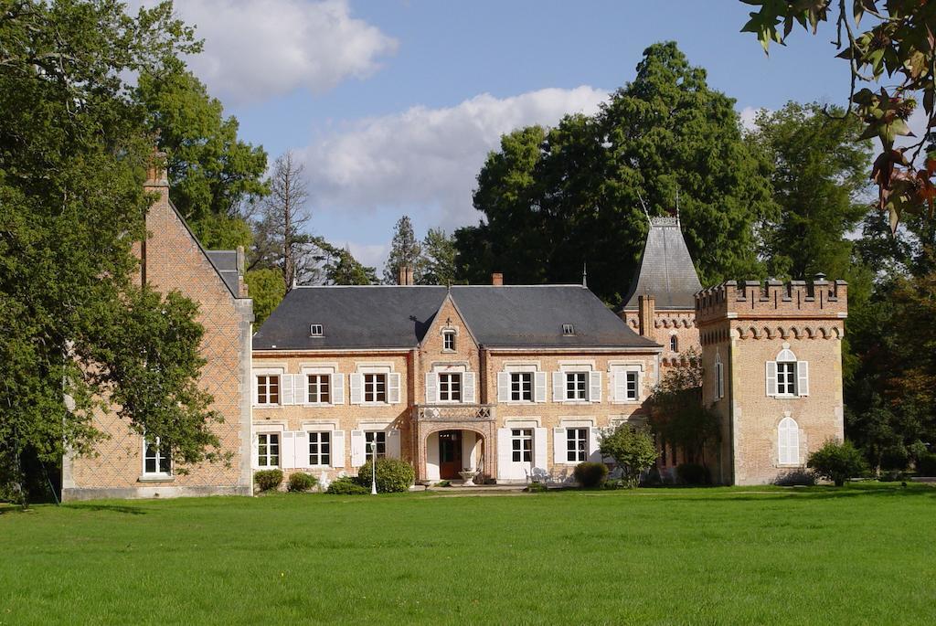 Hostellerie Du Chateau Les Muids La Ferté-Saint-Aubin Exterior photo